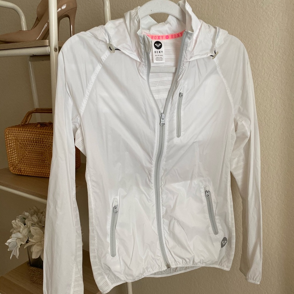 Lightweight Roxy Windbreaker